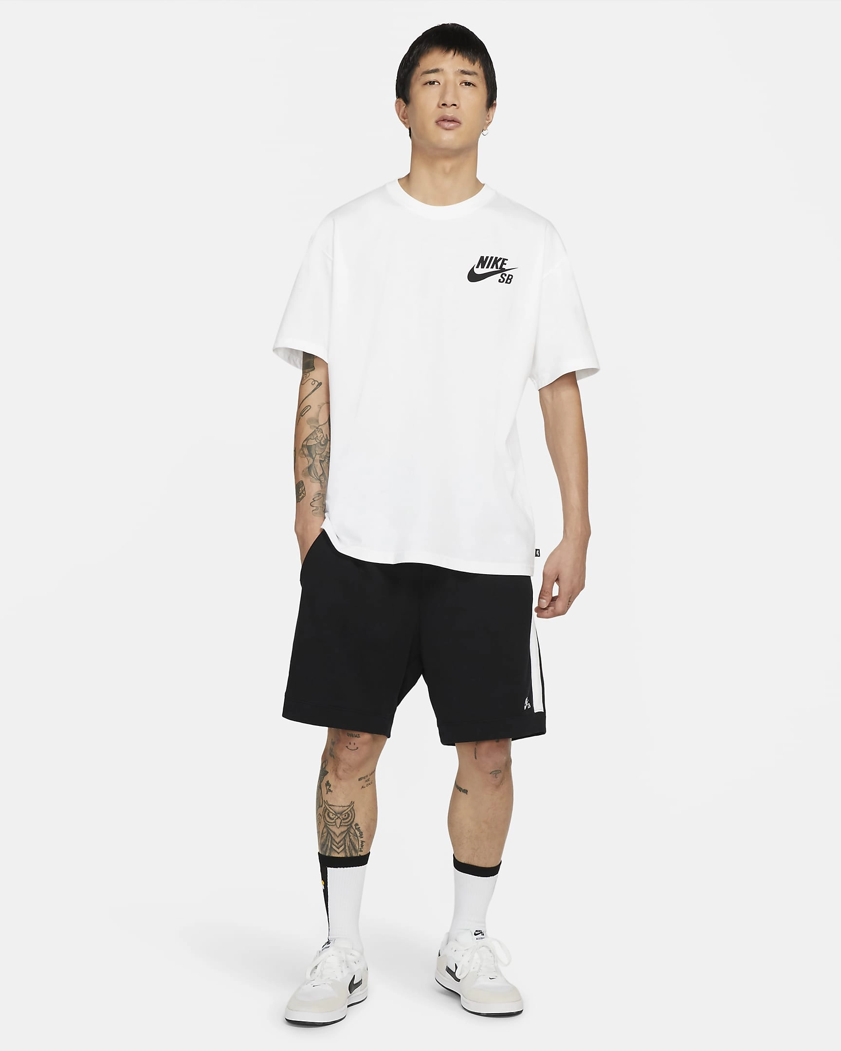 Nike SB Logo Majh T-Shirt - Trkajska Ulica, Pust Svoj Stil!